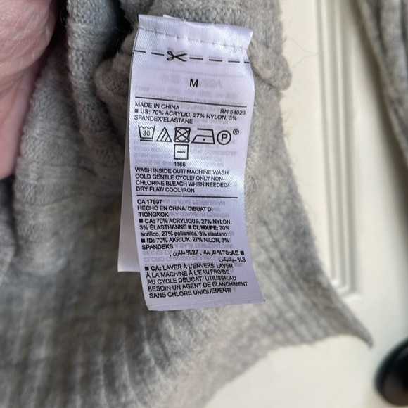 Medium grey ribbed sweater - Picture 5 of 7